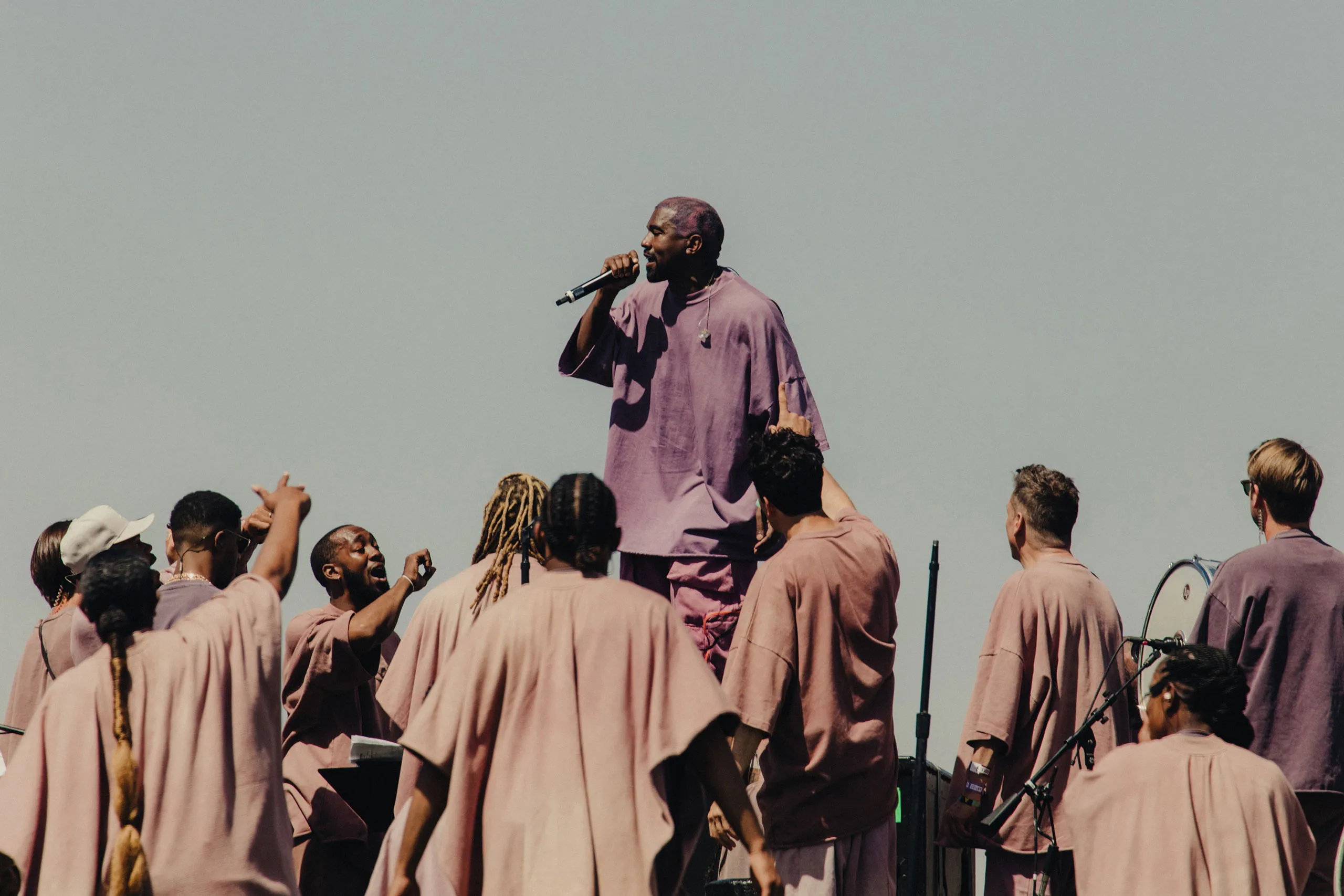kanye doing gospel service